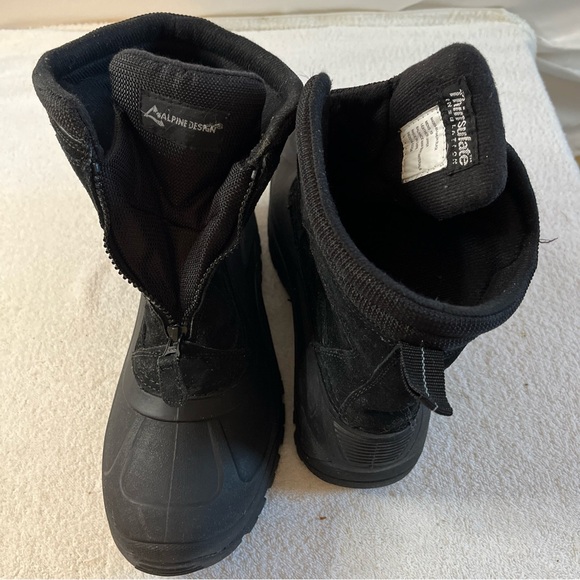 Alpine Design Boots - Picture 4 of 4